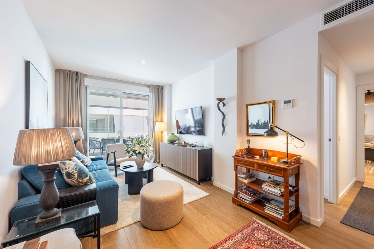 Appartement te koop in Nueva Andalucía | 2 slaapkamers H5486467