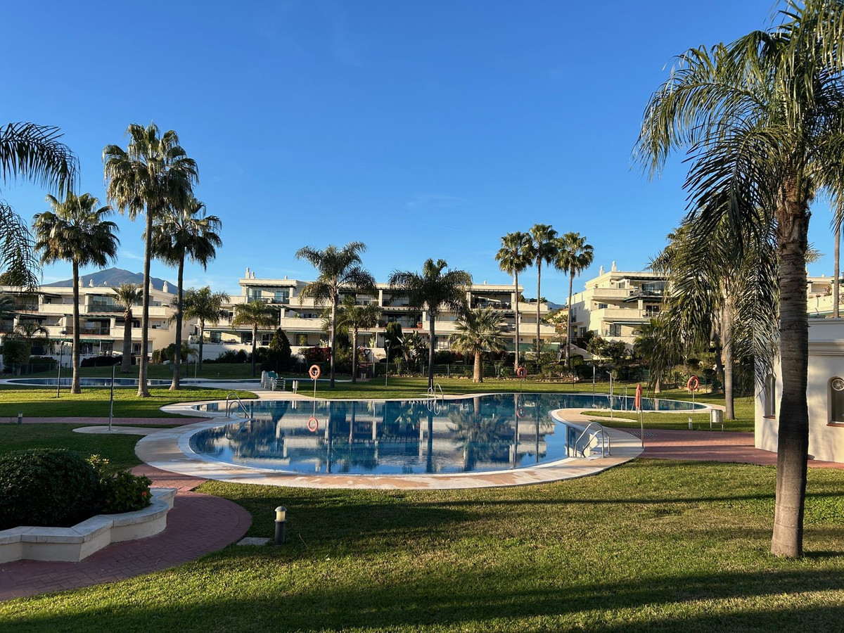 Appartement te koop in Nueva Andalucía | 3 slaapkamers H5486545
