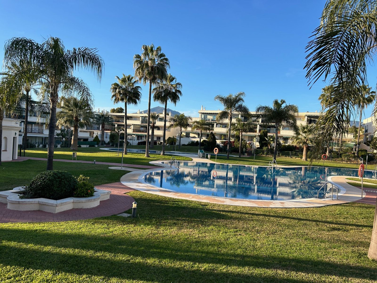 Appartement te koop in Nueva Andalucía | 3 slaapkamers H5486545