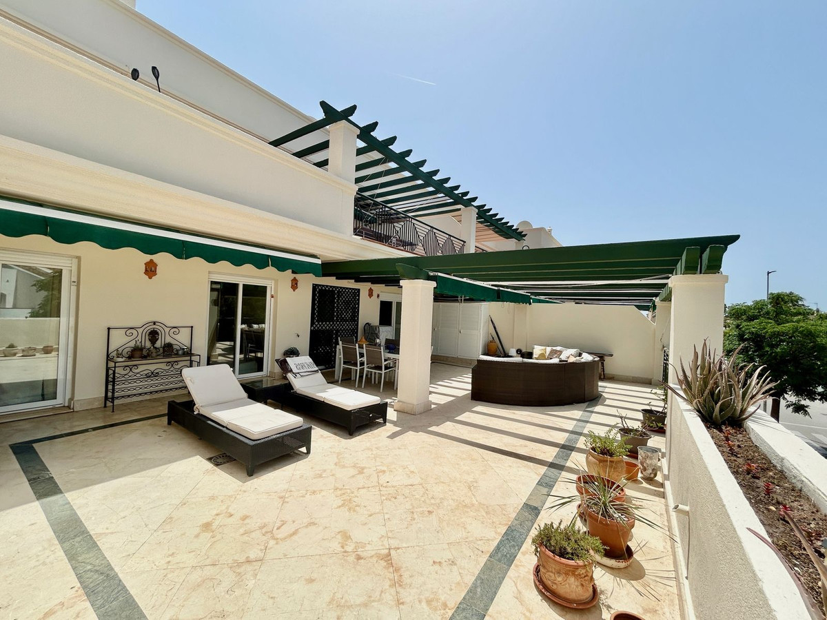 Appartement te koop in Nueva Andalucía | 3 slaapkamers H5486545