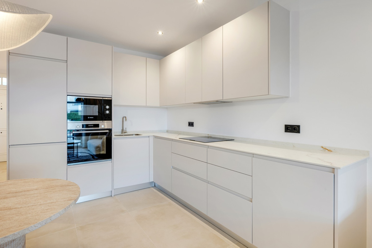 Appartement te koop in Nueva Andalucía | 3 slaapkamers H5486866