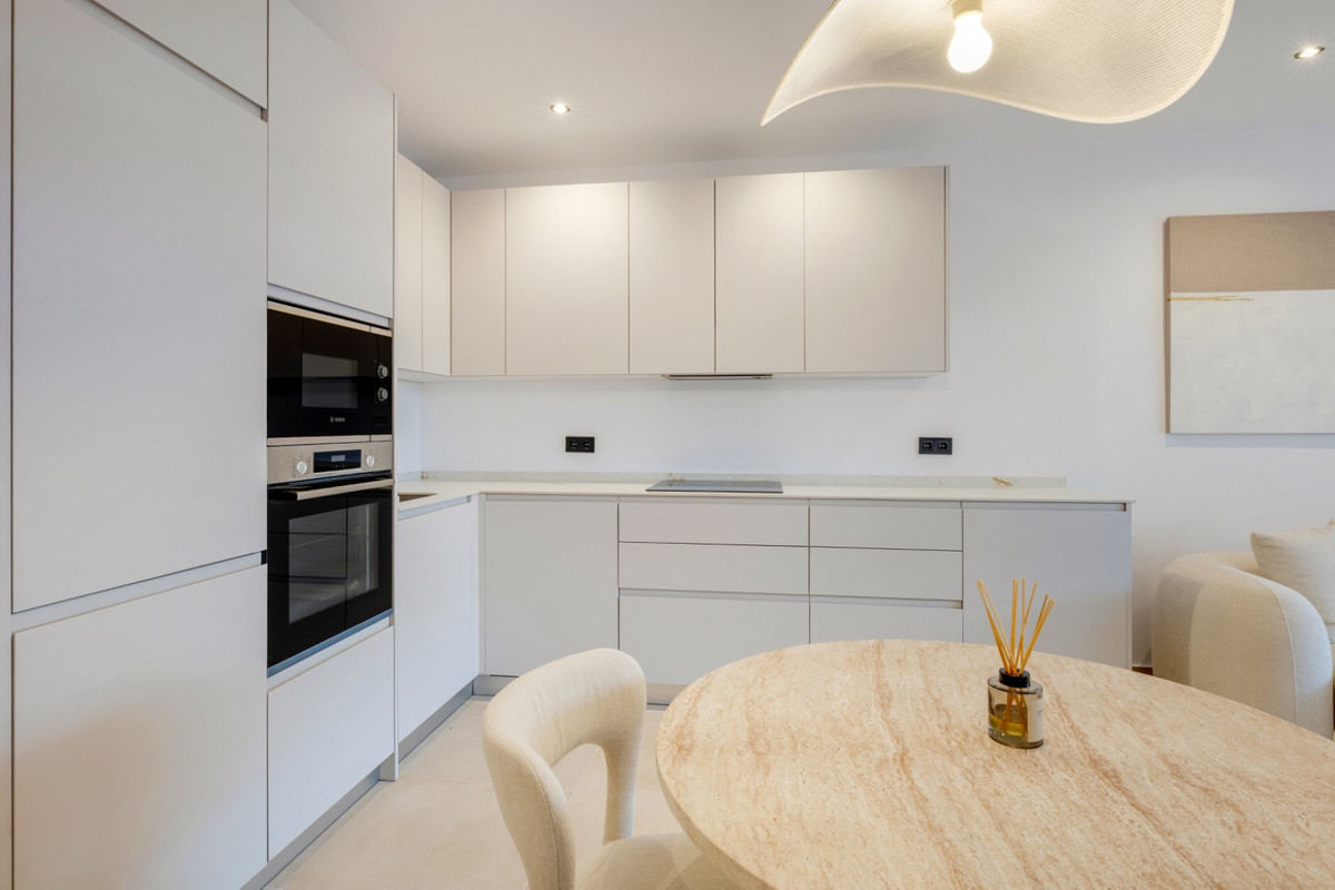 Appartement te koop in Nueva Andalucía | 3 slaapkamers H5486866