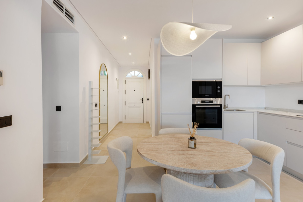 Appartement te koop in Nueva Andalucía | 3 slaapkamers H5486866