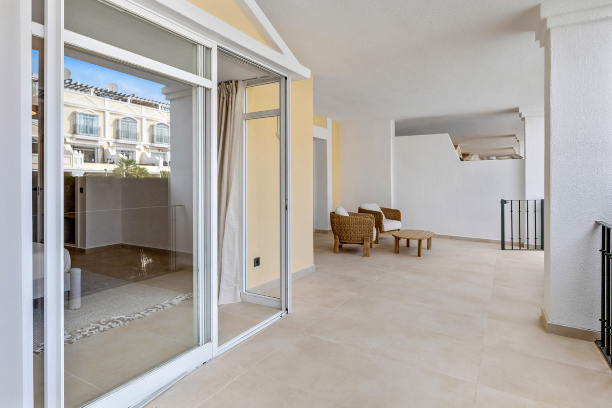 Appartement te koop in Nueva Andalucía | 3 slaapkamers H5486866
