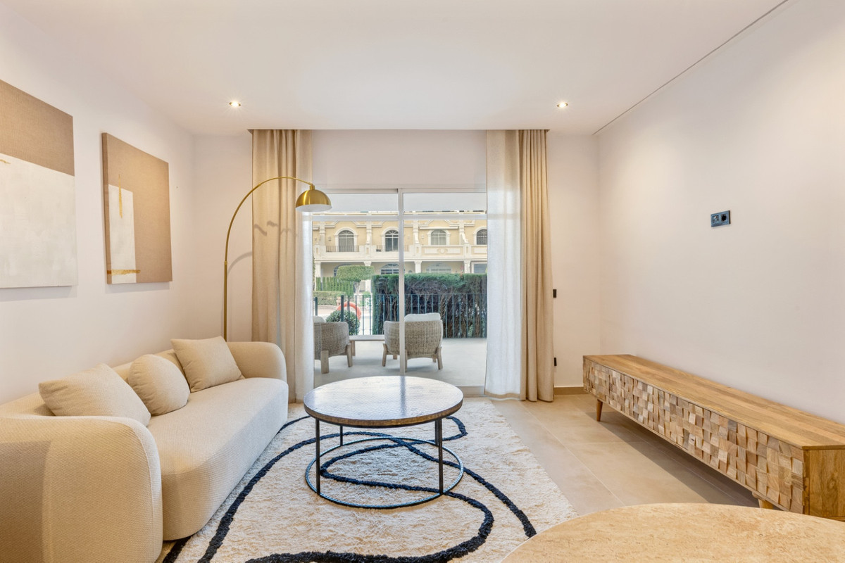 Appartement te koop in Nueva Andalucía | 3 slaapkamers H5486866