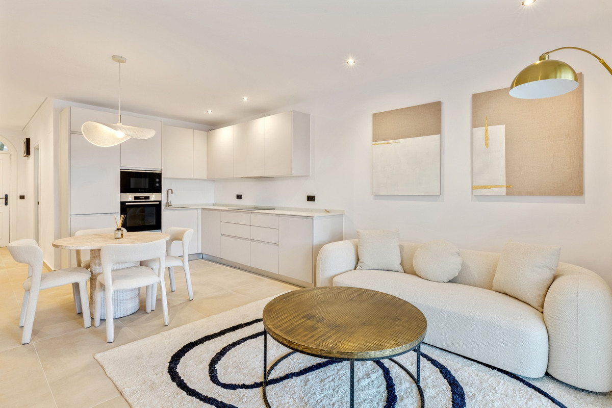 Appartement te koop in Nueva Andalucía | 3 slaapkamers H5486866