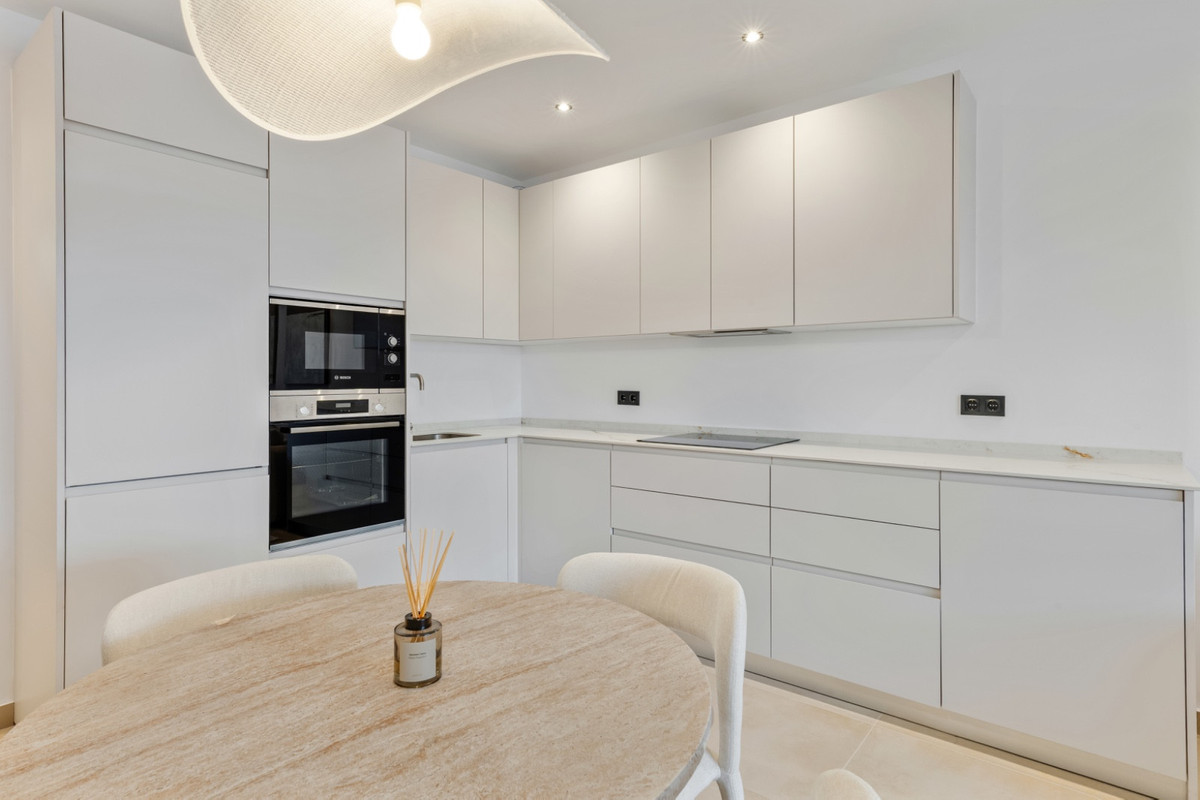 Appartement te koop in Nueva Andalucía | 3 slaapkamers H5486866