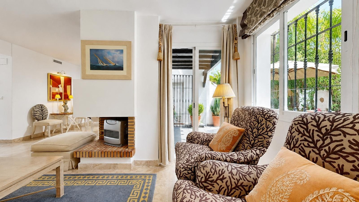 Appartement te koop in Nueva Andalucía | 3 slaapkamers H5487586