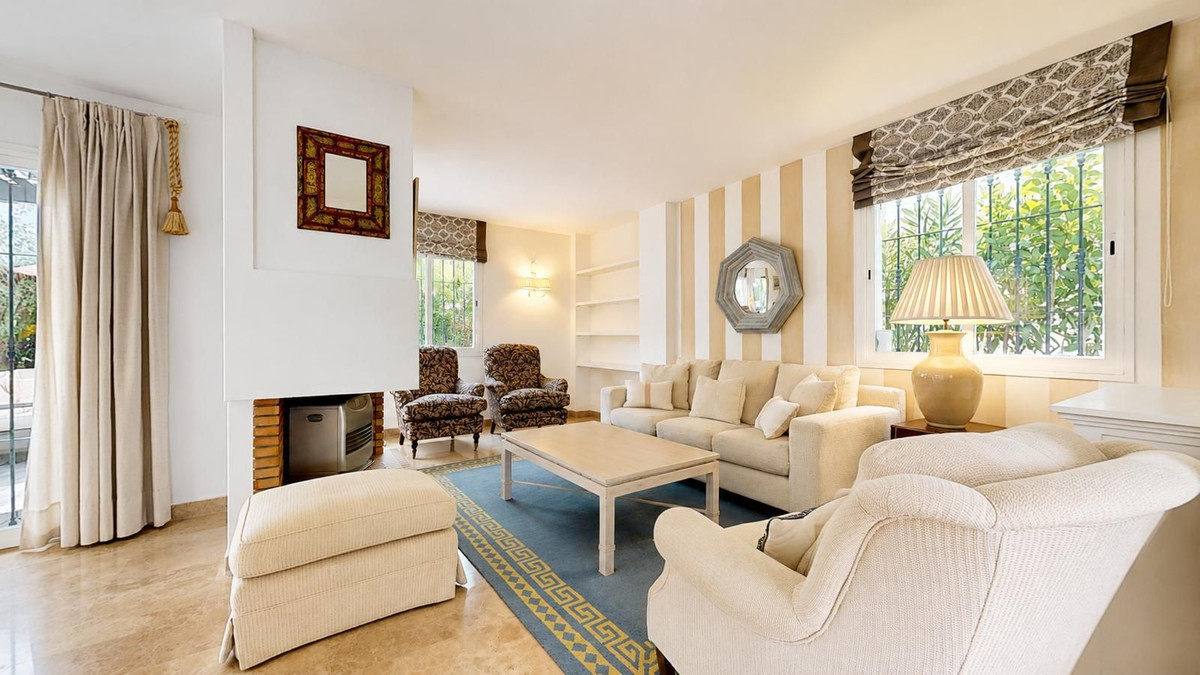 Appartement te koop in Nueva Andalucía | 3 slaapkamers H5487586