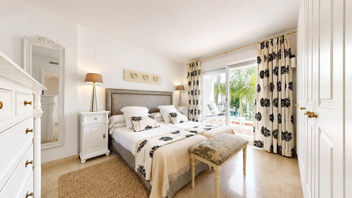 Appartement te koop in Nueva Andalucía | 3 slaapkamers H5487586