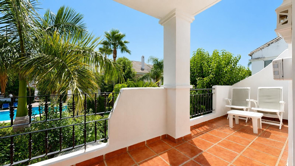 Appartement te koop in Nueva Andalucía | 3 slaapkamers H5487586