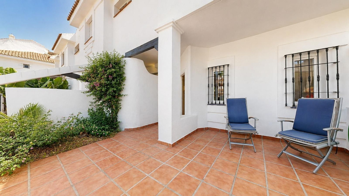 Appartement te koop in Nueva Andalucía | 3 slaapkamers H5487586