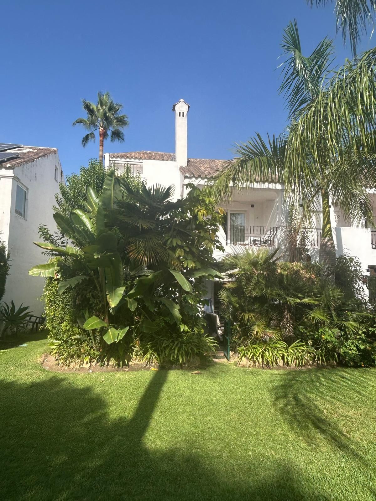 Appartement te koop in Nueva Andalucía | 3 slaapkamers H5487586