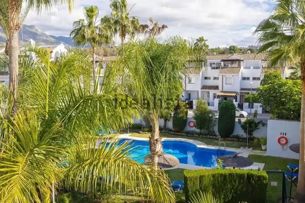 Appartement te koop in Nueva Andalucía | 3 slaapkamers H5487586