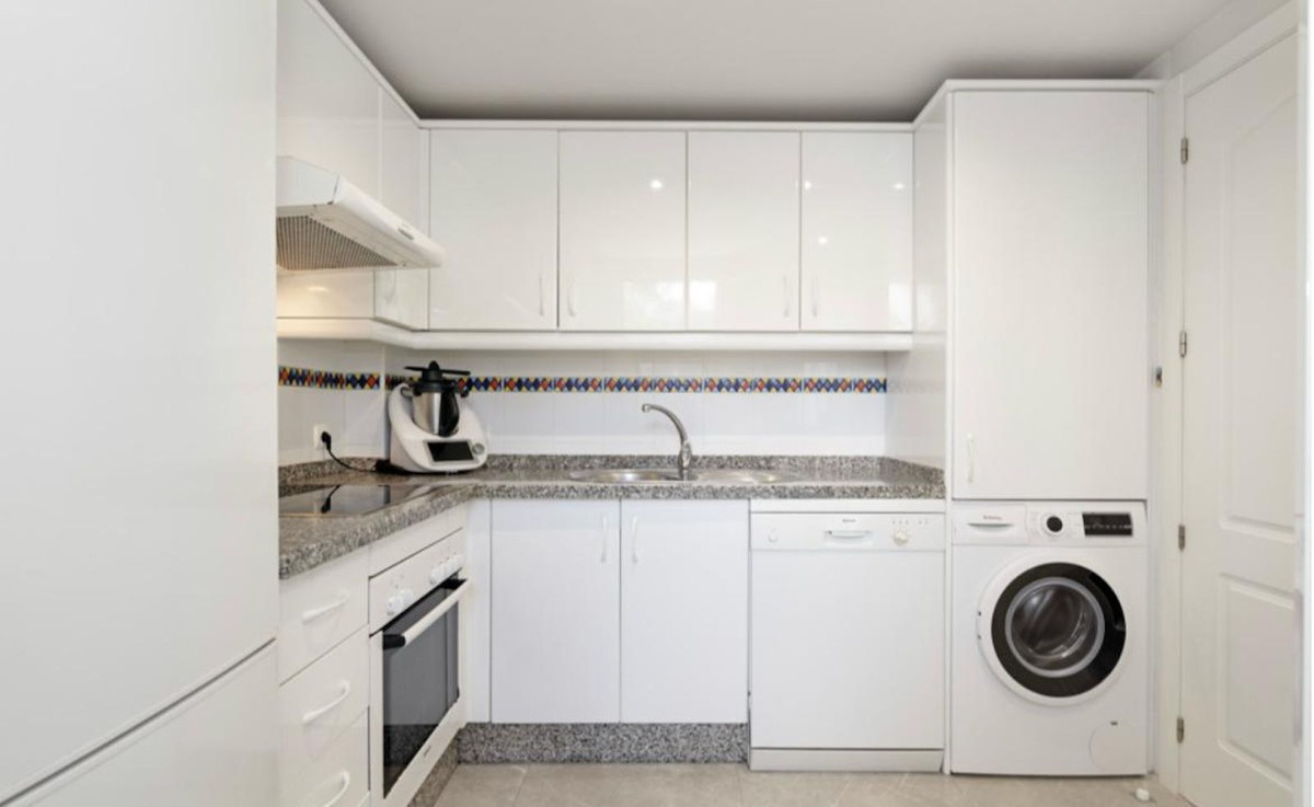 Appartement te koop in Nueva Andalucía | 3 slaapkamers H5487586