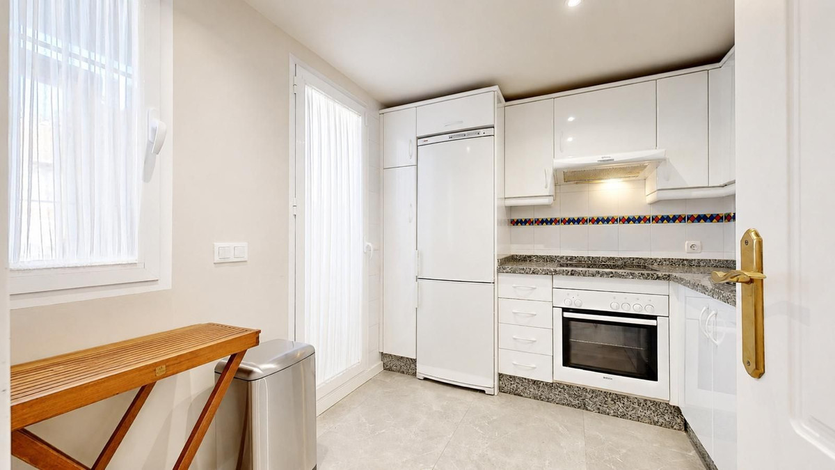 Appartement te koop in Nueva Andalucía | 3 slaapkamers H5487586