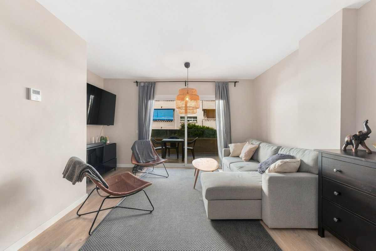 Appartement te koop in Nueva Andalucía | 3 slaapkamers H5487637