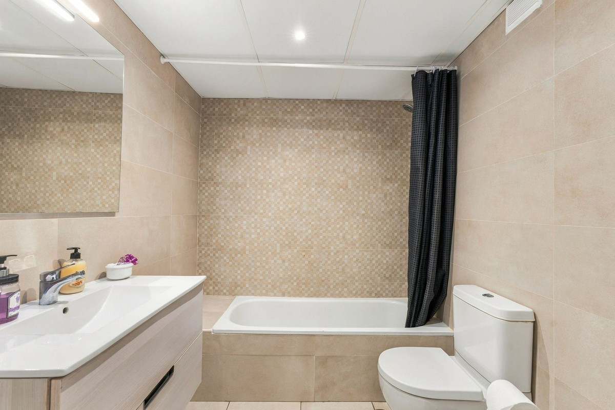 Appartement te koop in Nueva Andalucía | 3 slaapkamers H5487637