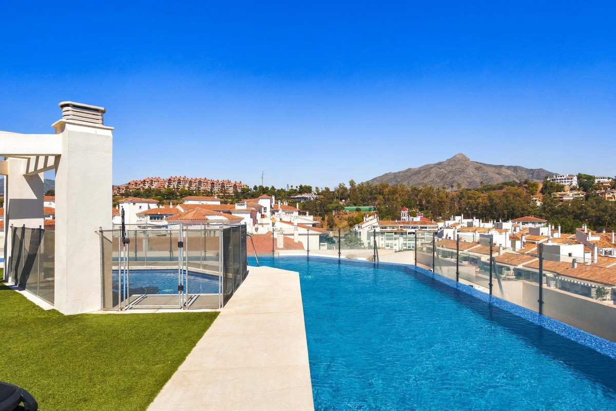 Appartement te koop in Nueva Andalucía | 3 slaapkamers H5487637