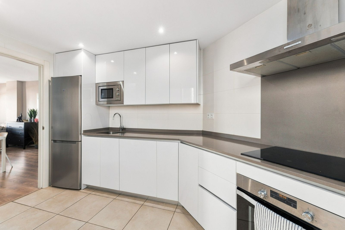 Appartement te koop in Nueva Andalucía | 3 slaapkamers H5487637