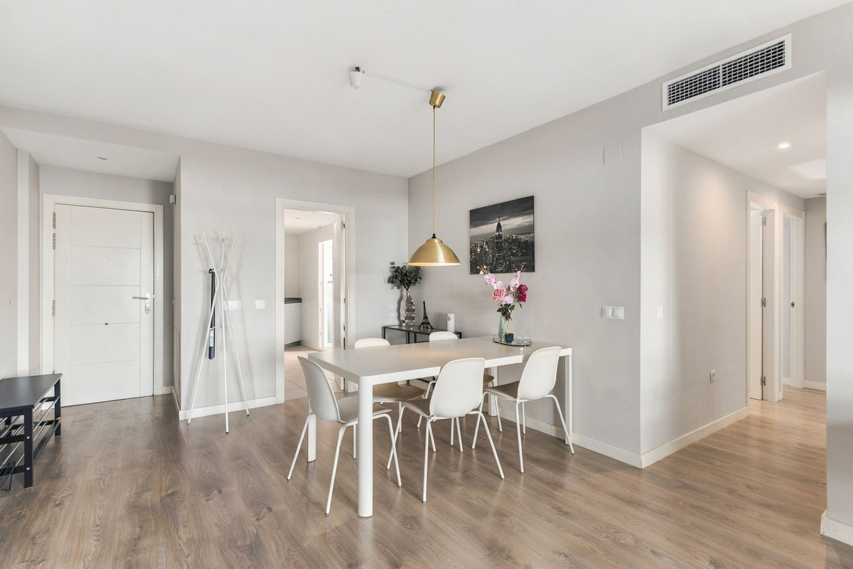 Appartement te koop in Nueva Andalucía | 3 slaapkamers H5487637