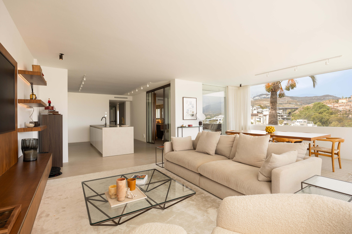 Appartement te koop in Nueva Andalucía | 3 slaapkamers H5488015
