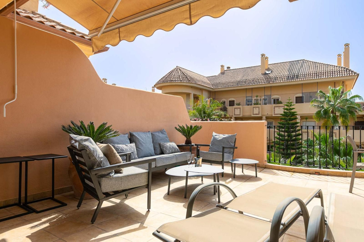 Appartement te koop in Nueva Andalucía | 2 slaapkamers H5488369