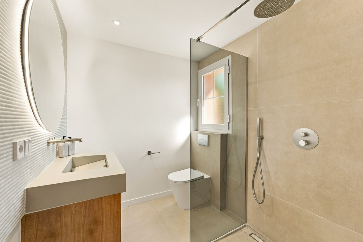 Property main view 33