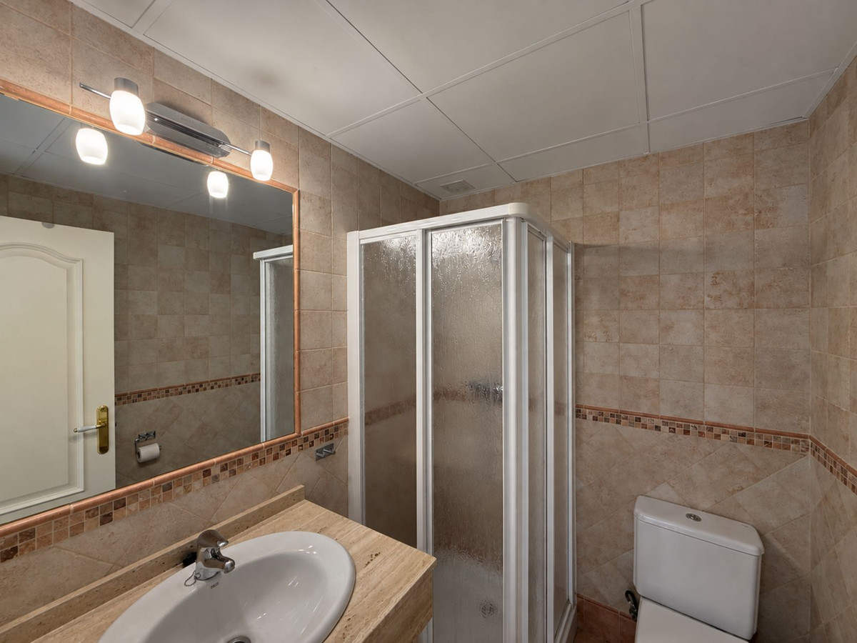 Appartement te koop in Nueva Andalucía | 2 slaapkamers H5491285