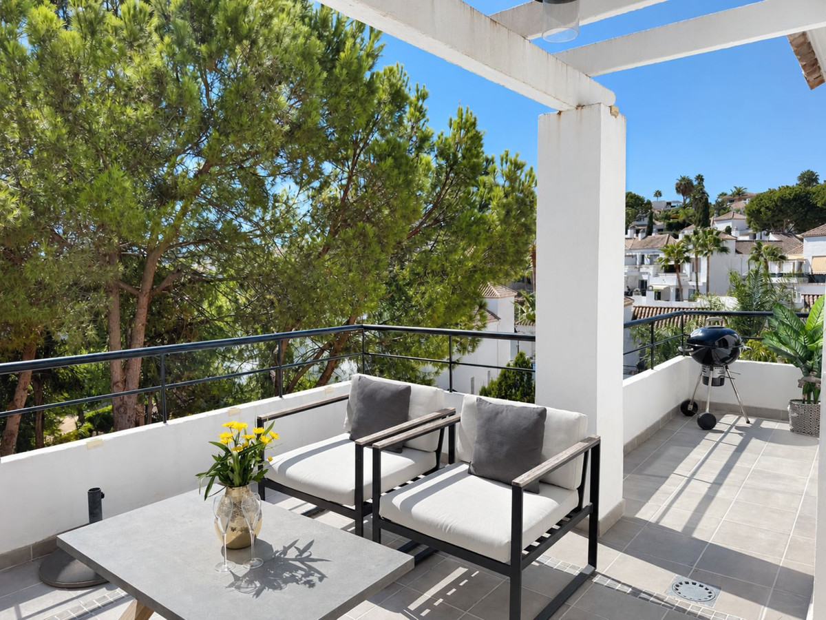 Appartement te koop in Nueva Andalucía | 2 slaapkamers H5491285