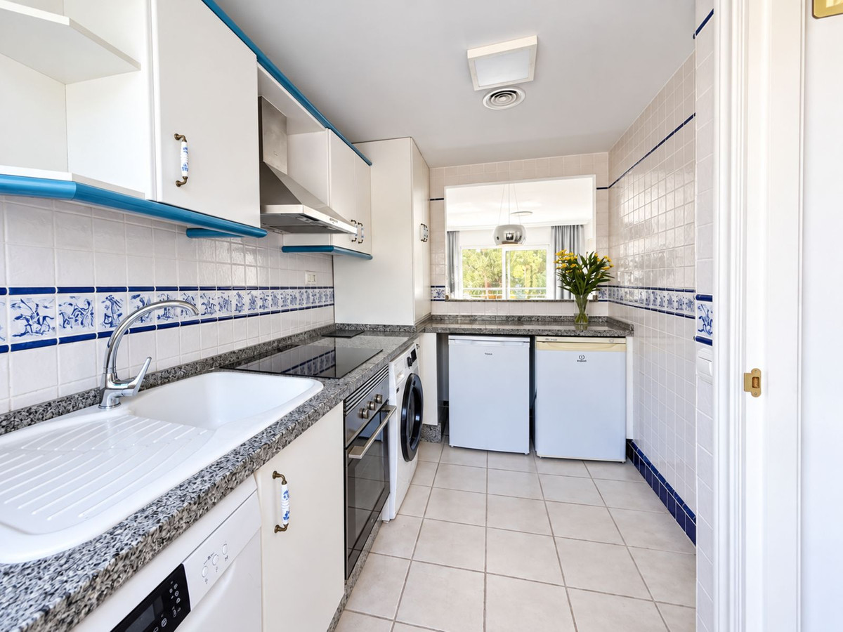 Appartement te koop in Nueva Andalucía | 2 slaapkamers H5491285