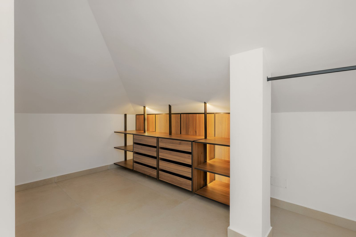 Appartement te koop in Nueva Andalucía | 3 slaapkamers H5492644