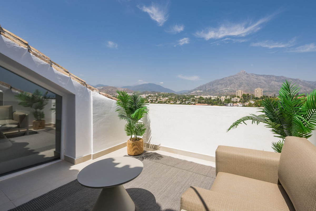 Appartement te koop in Nueva Andalucía | 3 slaapkamers H5492644