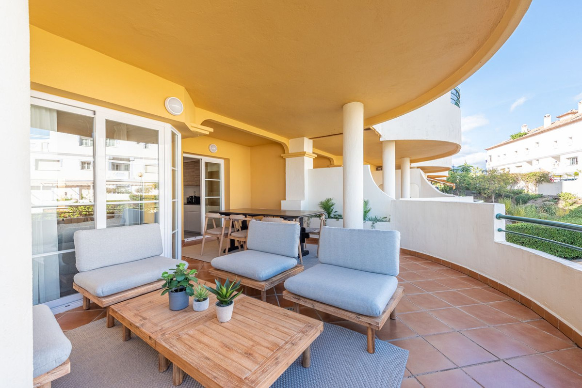 Appartement te koop in Nueva Andalucía | 3 slaapkamers H5493982