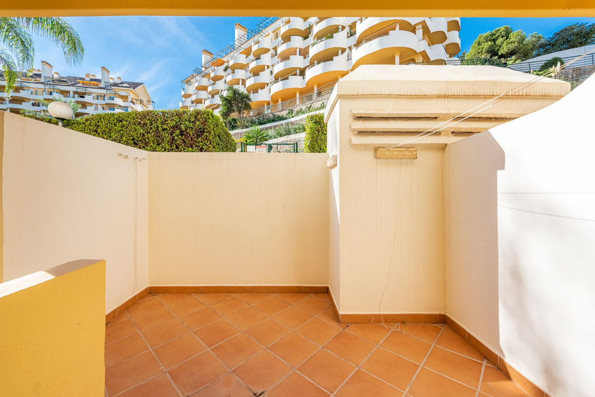 Appartement te koop in Nueva Andalucía | 3 slaapkamers H5493982