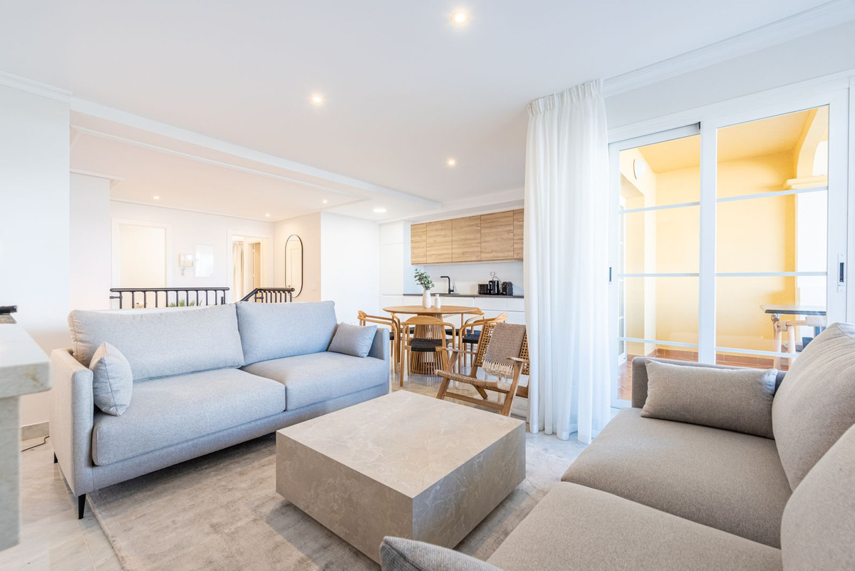 Appartement te koop in Nueva Andalucía | 3 slaapkamers H5493982