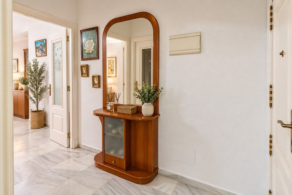 Appartement te koop in Nueva Andalucía | 3 slaapkamers H5494381