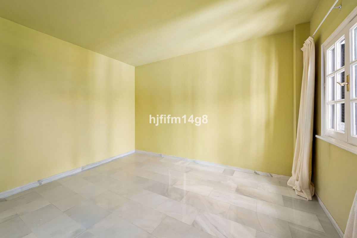 Appartement te koop in Nueva Andalucía | 2 slaapkamers H5494531