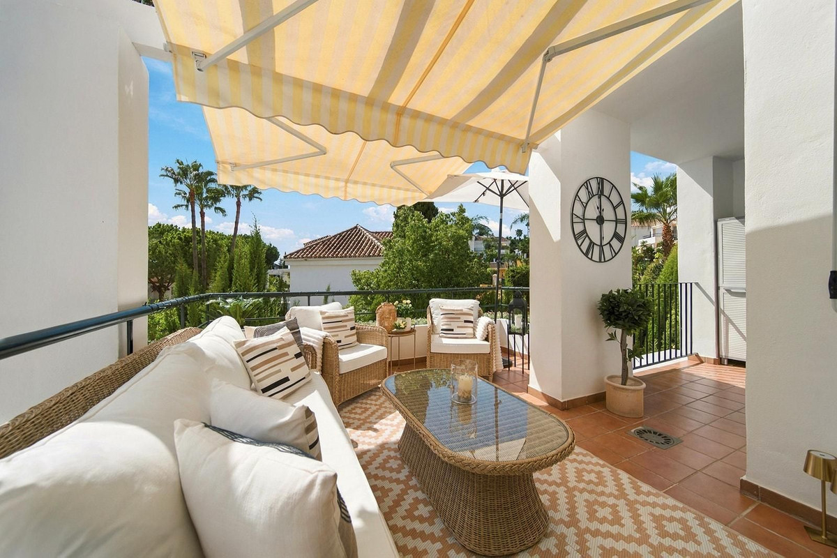 Appartement te koop in Nueva Andalucía | 2 slaapkamers H5495185
