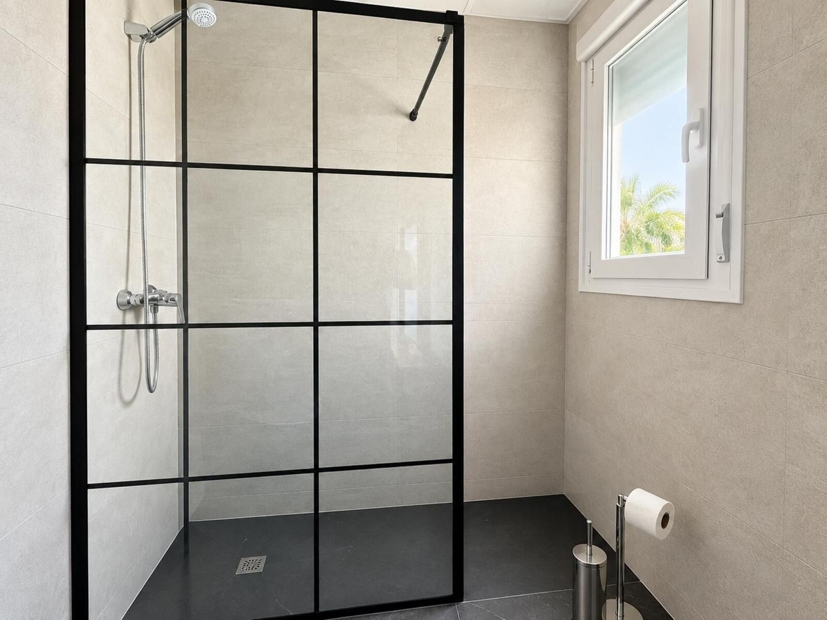 Appartement te koop in Nueva Andalucía | 2 slaapkamers H5496019