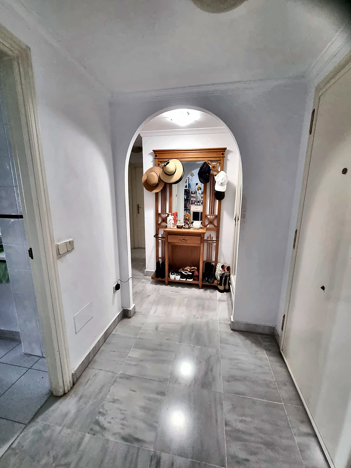 Appartement te koop in Nueva Andalucía | 2 slaapkamers H5496349