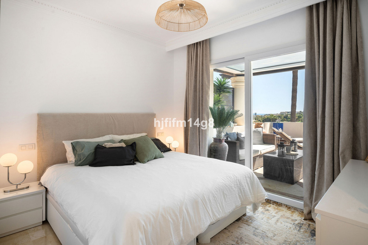 Appartement te koop in Nueva Andalucía | 2 slaapkamers H5497027