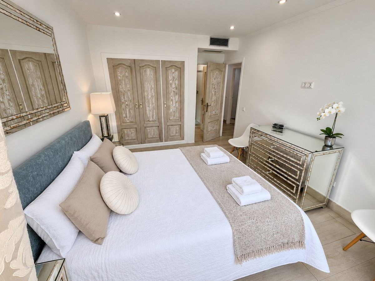 Appartement te koop in Nueva Andalucía | 2 slaapkamers H5497060