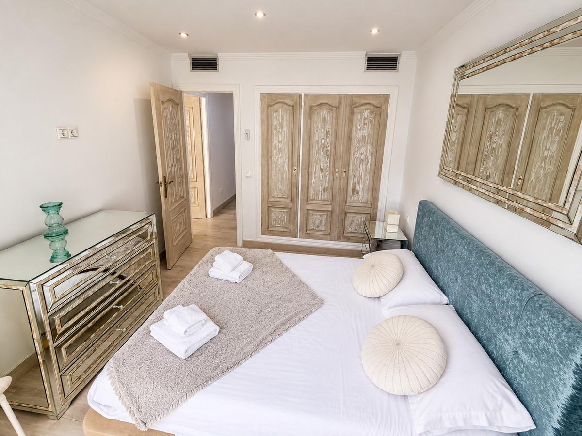 Appartement te koop in Nueva Andalucía | 2 slaapkamers H5497060