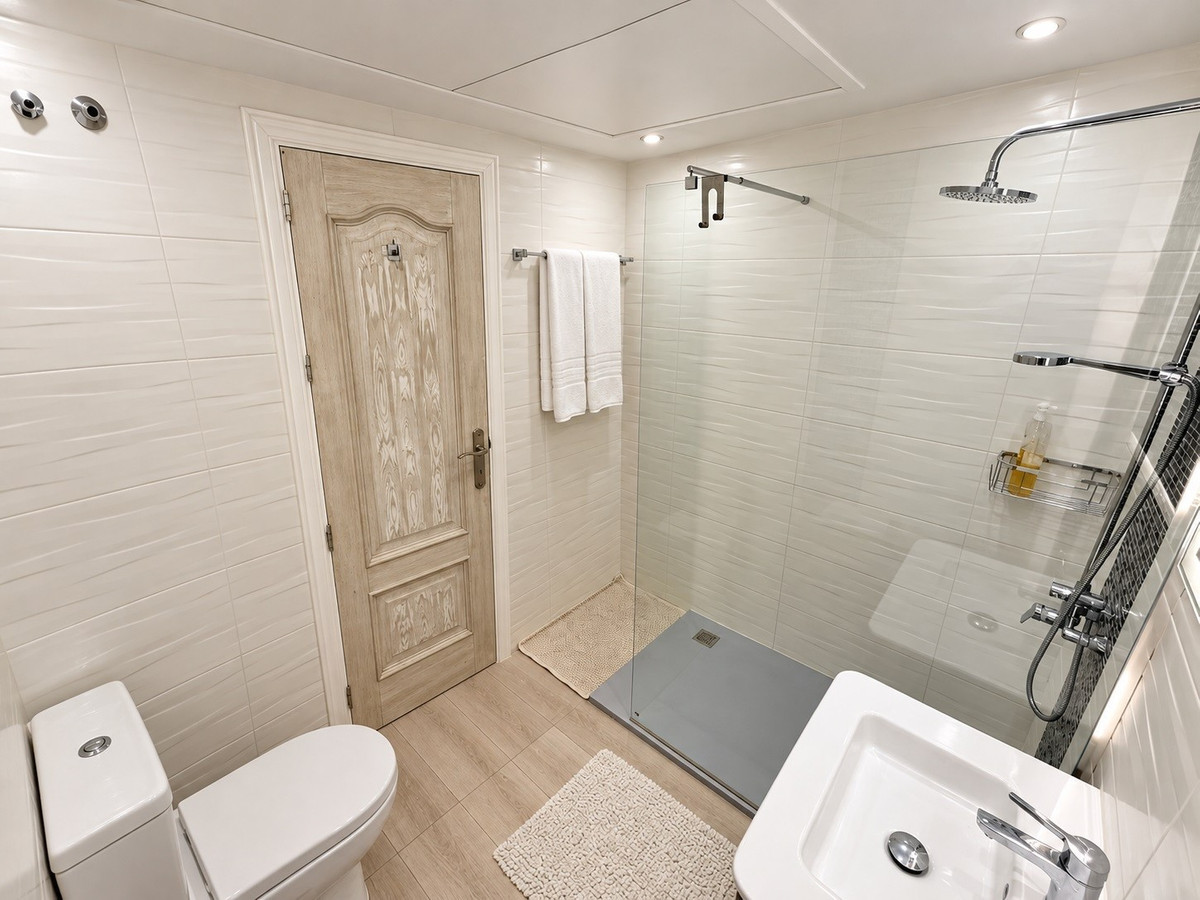 Appartement te koop in Nueva Andalucía | 2 slaapkamers H5497060