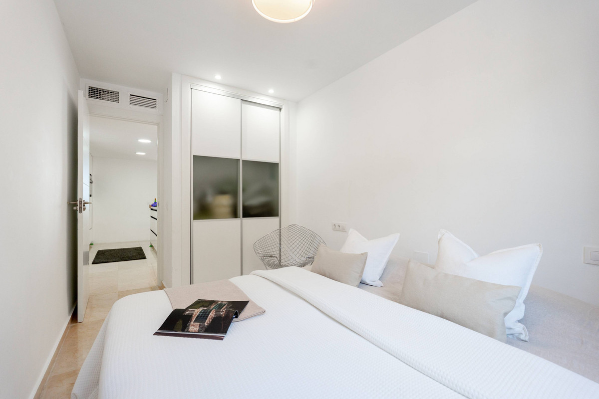 Appartement te koop in Nueva Andalucía | 4 slaapkamers H5498407
