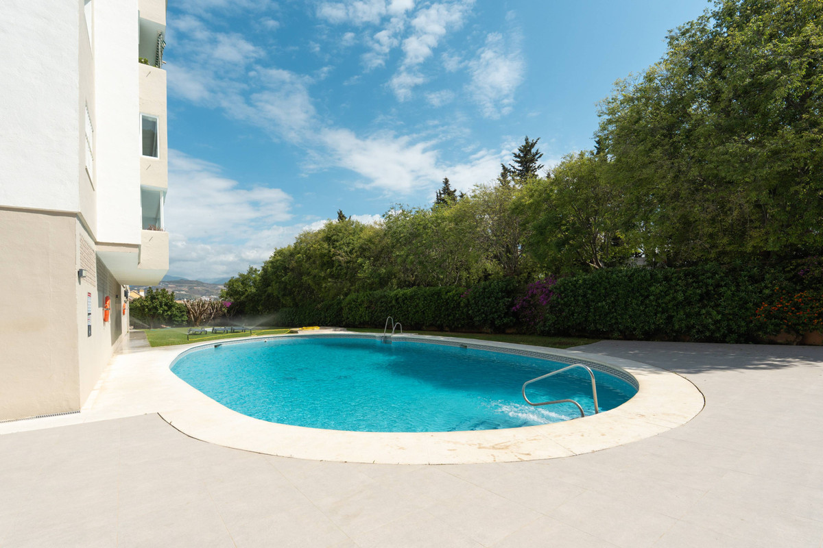 Appartement te koop in Nueva Andalucía | 4 slaapkamers H5498407