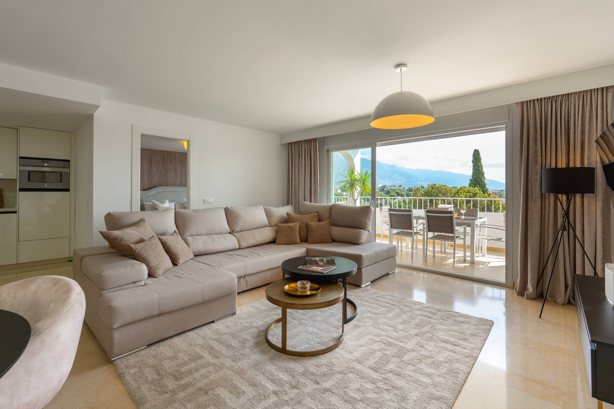 Appartement te koop in Nueva Andalucía | 4 slaapkamers H5498407