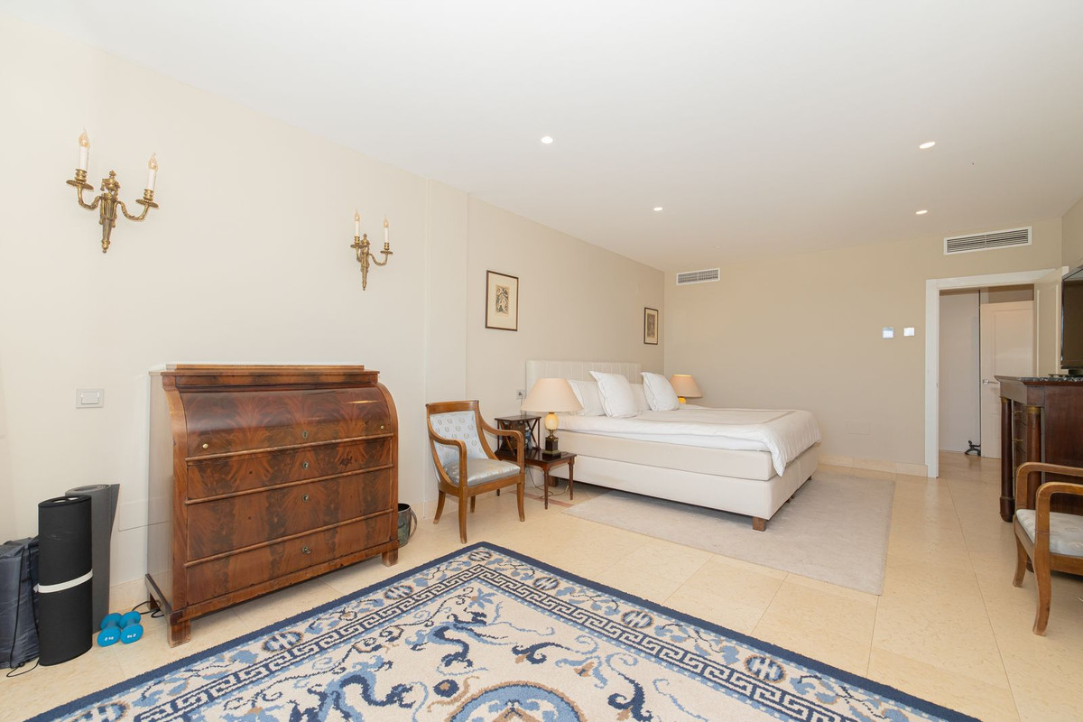 Appartement te koop in Nueva Andalucía | 3 slaapkamers H5498503
