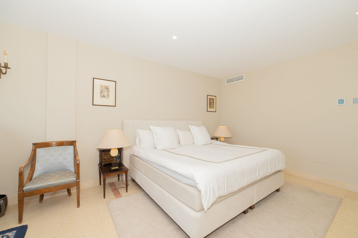 Appartement te koop in Nueva Andalucía | 3 slaapkamers H5498503